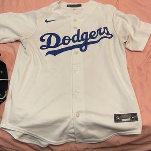 Nike dodgers Bettis